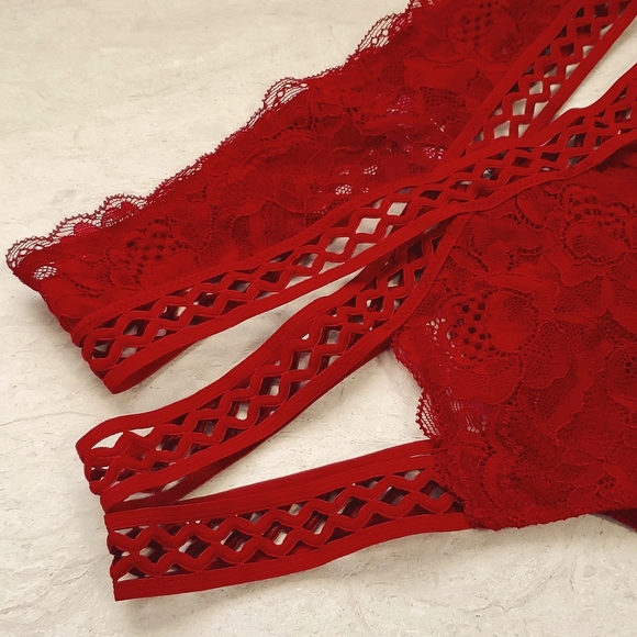 Lace high-waisted Adore Me Panties - Picture 3 of 6